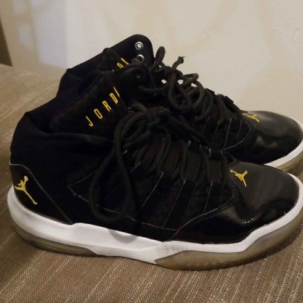 Black jordens